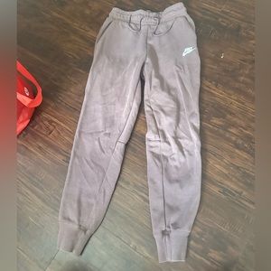 purple nike sweatpants